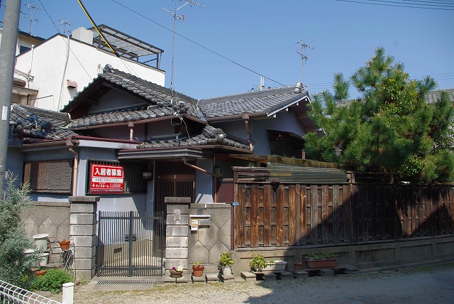 尼崎市稲葉荘の賃貸